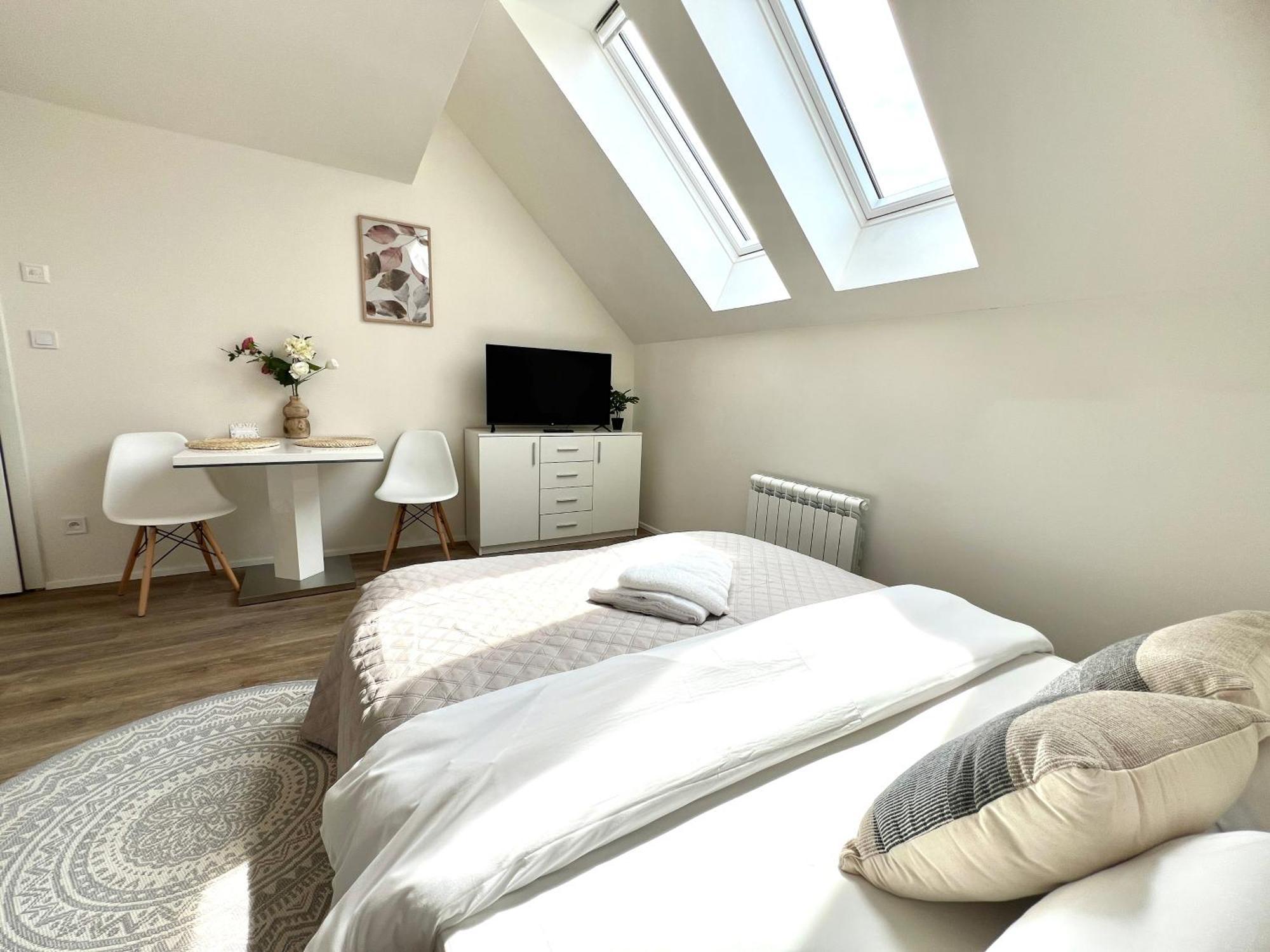 Treetess City Centre Prague Apartments Room photo